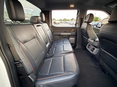 Used 2025 Ford F350 Lariat w/ Chrome Package AWD/4WD image 15