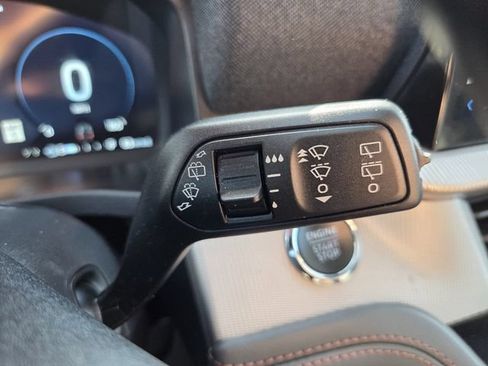 Used 2025 Ford Explorer Active RWD image 23