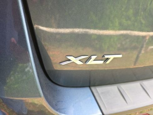 Used 2020 Ford Explorer XLT w/ Equipment Group 202A AWD/4WD image 12