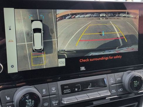 Used 2025 Toyota Grand Highlander AWD Hybrid image 21