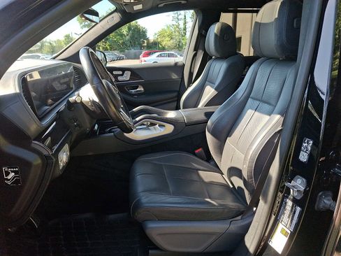 Used 2020 Mercedes-Benz GLS 580 4MATIC image 11