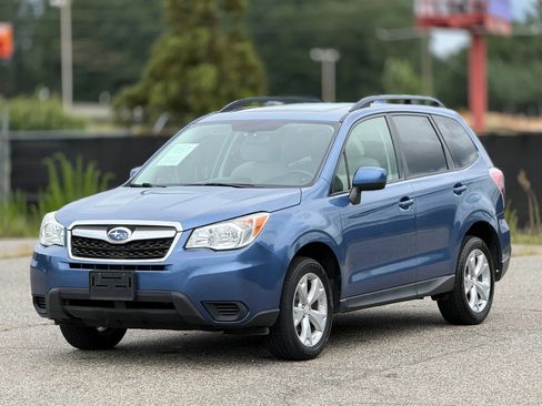Used 2016 Subaru Forester 2.5i Premium w/ All-Weather Package AWD/4WD image 6