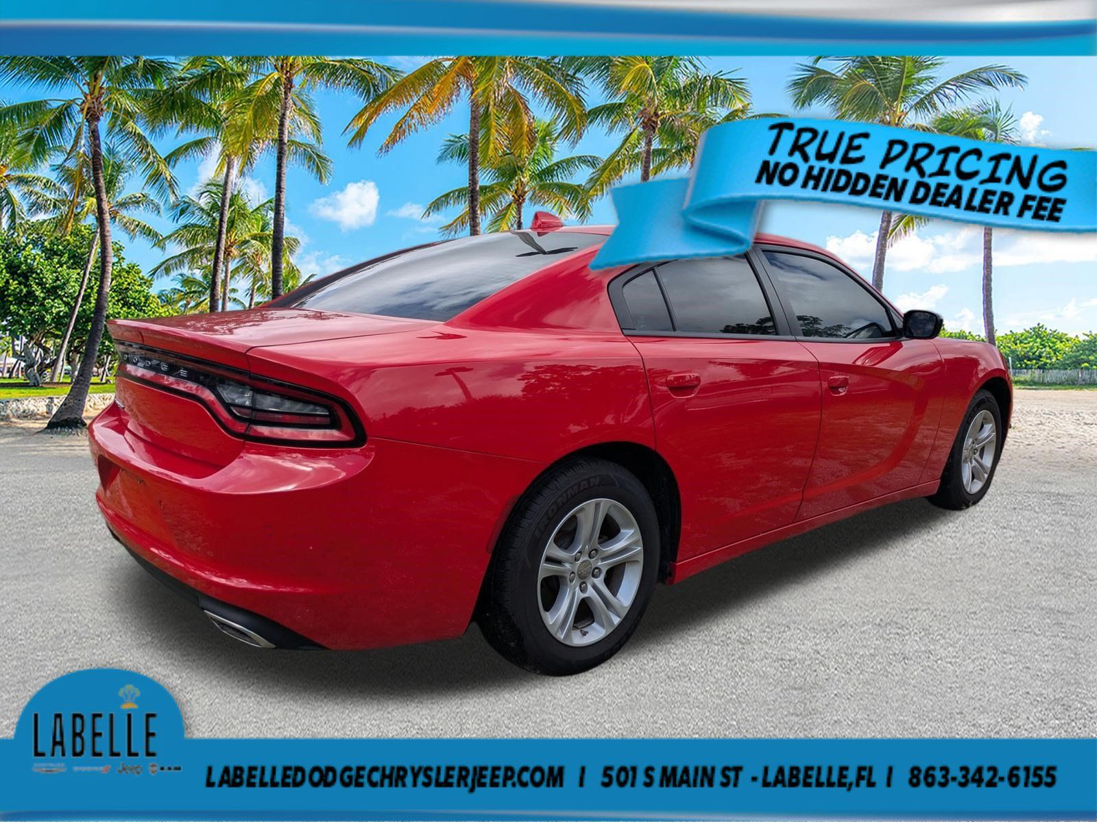 Used 2023 Dodge Charger SXT RWD image 4