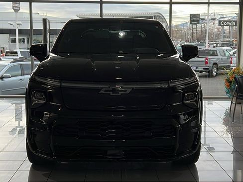 New 2024 Chevrolet Silverado EV RST image 2