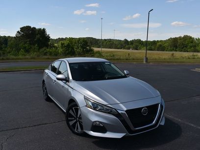 Used 2021 Nissan Altima 2.5 SV
