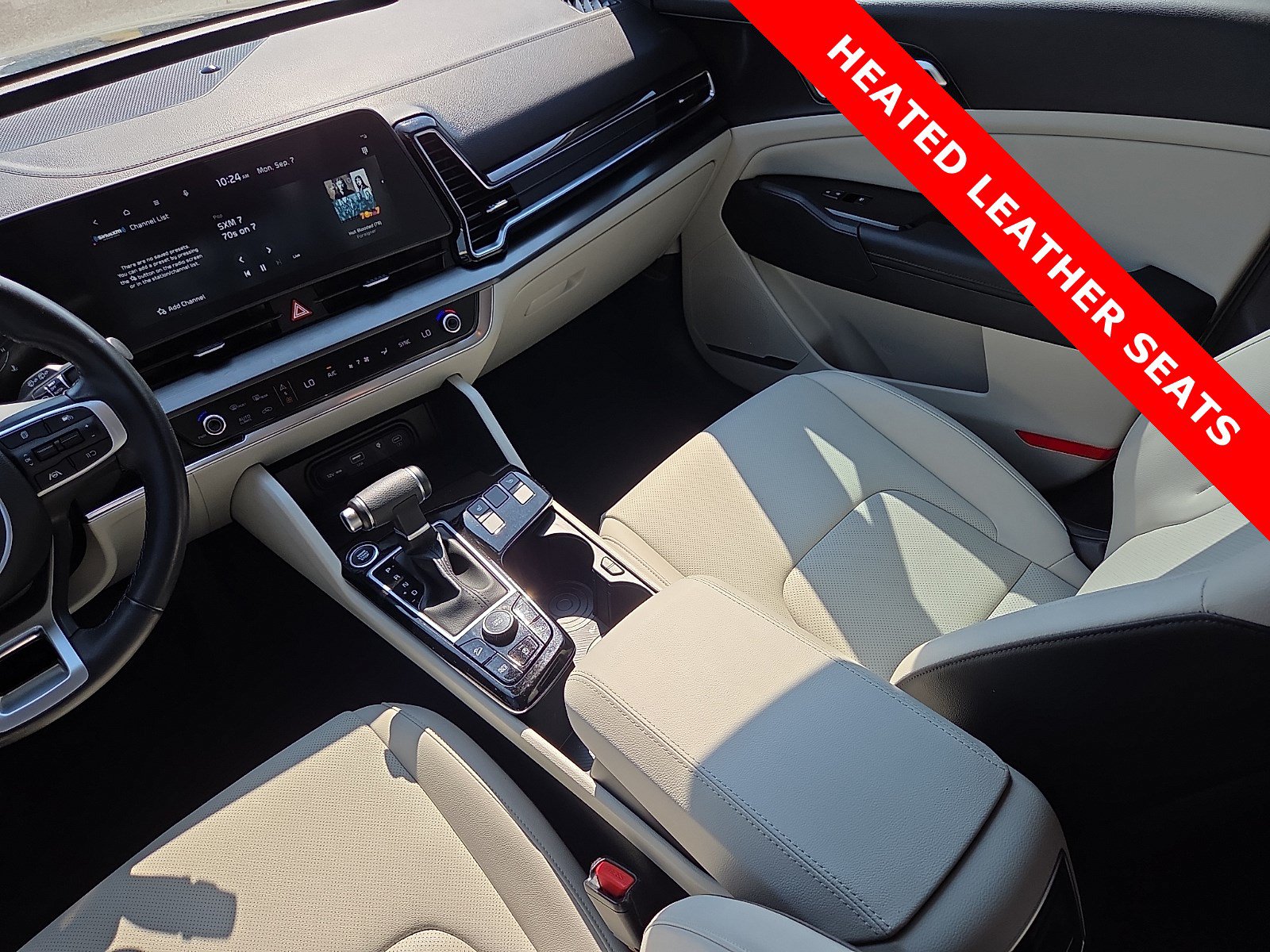 Used 2024 Kia Sportage EX FWD image 12