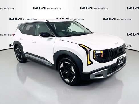 New 2027 Kia Seltos S FWD image 1