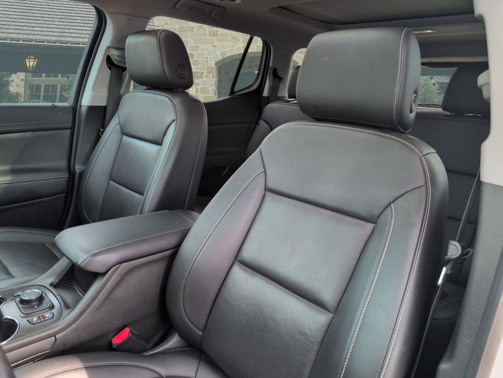 Used 2023 GMC Acadia SLT w/ Elevation Edition FWD image 5