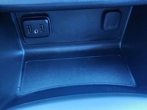Used 2022 Chevrolet Colorado LT w/ LT Convenience Package AWD/4WD image 22
