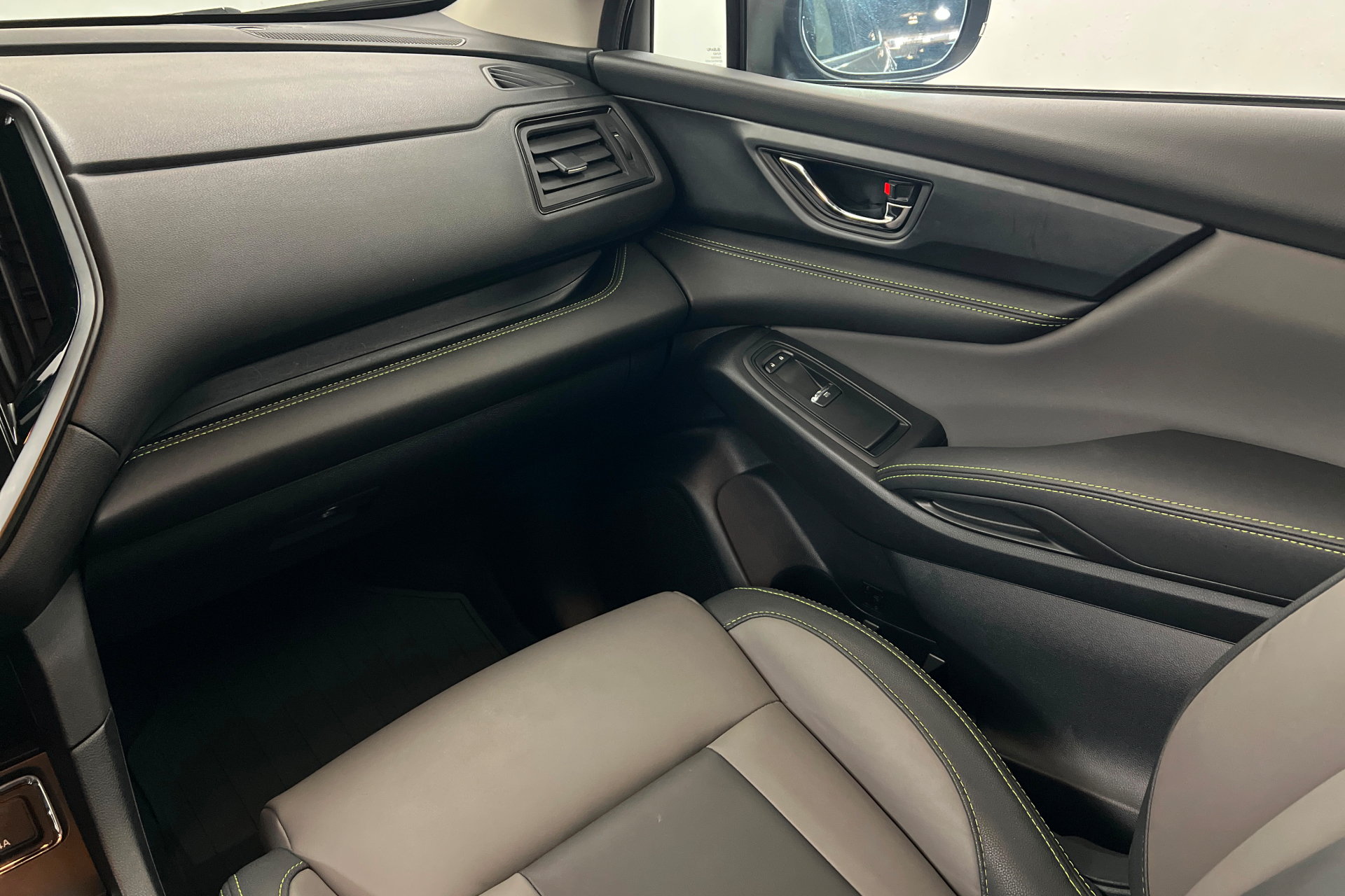 Used 2024 Subaru Ascent Onyx Edition AWD/4WD image 11