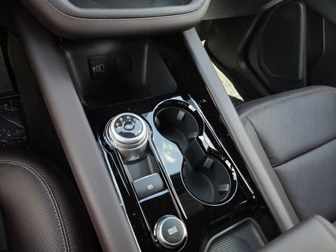 New 2026 Ford Explorer Platinum RWD image 9