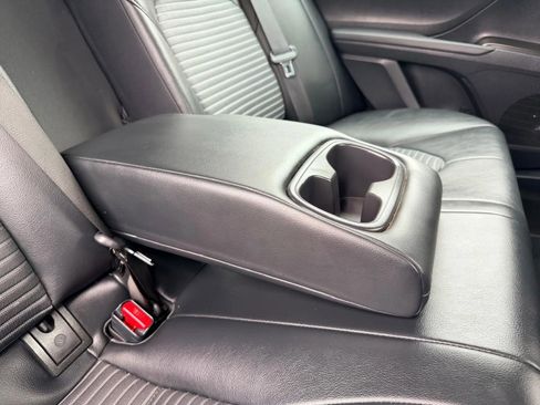 Used 2022 Toyota Camry SE FWD image 28