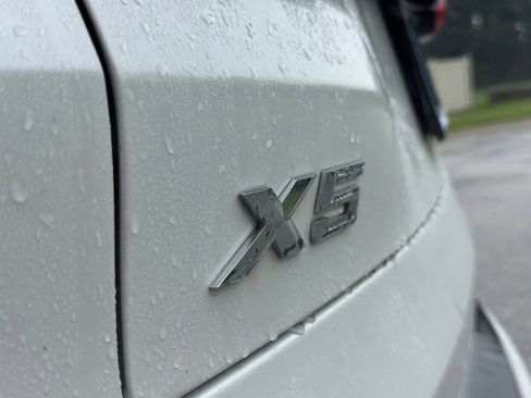 Used 2019 BMW X5 xDrive40i w/ Convenience Package AWD/4WD image 14