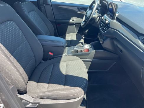 Used 2023 Ford Escape Active AWD/4WD image 10