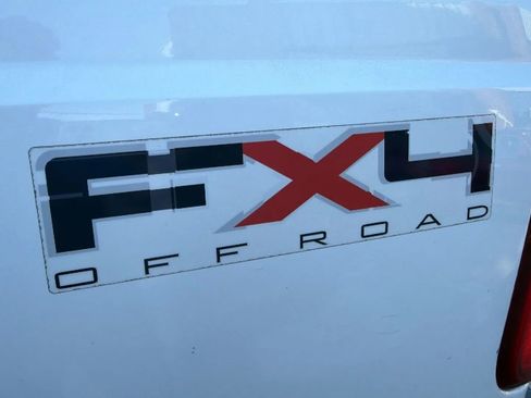 Used 2011 Ford F250 XL w/ PWR Equipment Group AWD/4WD image 19