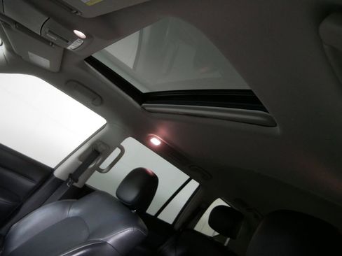 Used 2024 INFINITI QX80 Luxe image 11