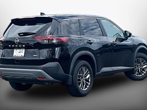 Used 2023 Nissan Rogue S AWD/4WD image 12