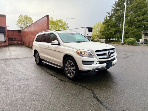 Used 2013 Mercedes-Benz GL 450 4MATIC image 3