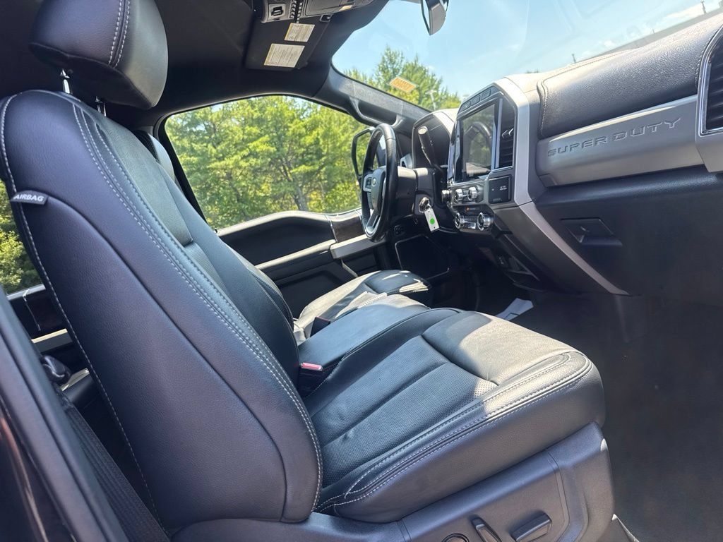 Used 2022 Ford F350 Lariat w/ Chrome Package AWD/4WD image 26