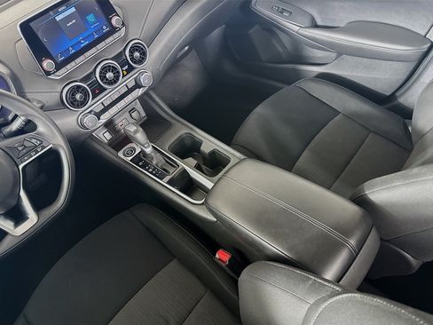 Used 2024 Nissan Sentra SV FWD image 26