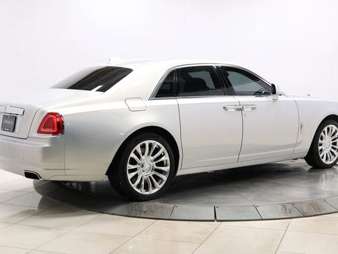 Used 2019 Rolls-Royce Ghost RWD image 94