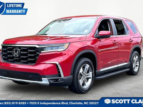 Used 2023 Honda Pilot EX-L image 3