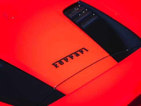 Used 2021 Ferrari F8 Tributo RWD image 19