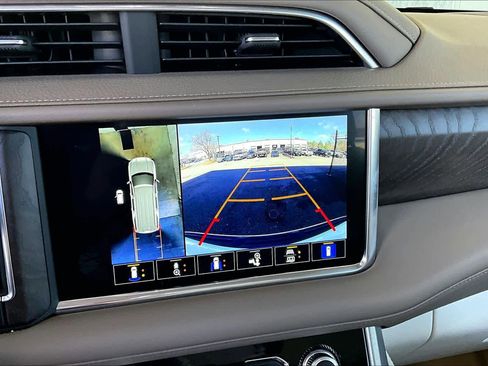 Used 2024 GMC Yukon Denali image 28