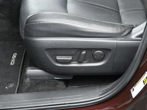Used 2024 MAZDA CX-90 Plug-In Hybrid w/ Premium Pkg AWD/4WD image 17