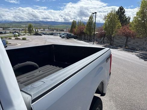 Used 2017 Ford F350 Lariat AWD/4WD image 38