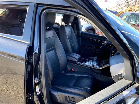 Used 2023 Land Rover Range Rover Evoque R-Dynamic S image 7