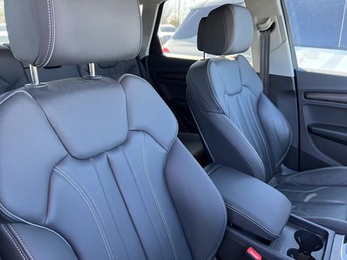 Used 2024 Audi Q5 2.0T Premium image 35