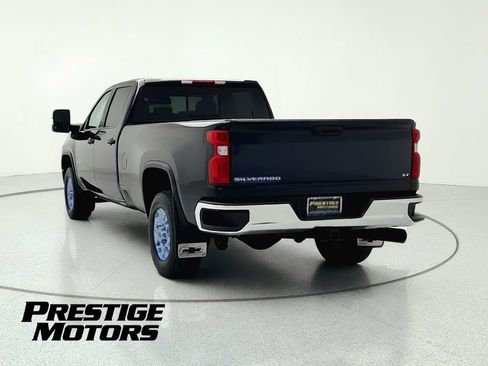Used 2022 Chevrolet Silverado 3500 LT w/ Convenience Package AWD/4WD image 6