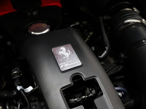 Used 2022 Ferrari F8 Tributo RWD image 52