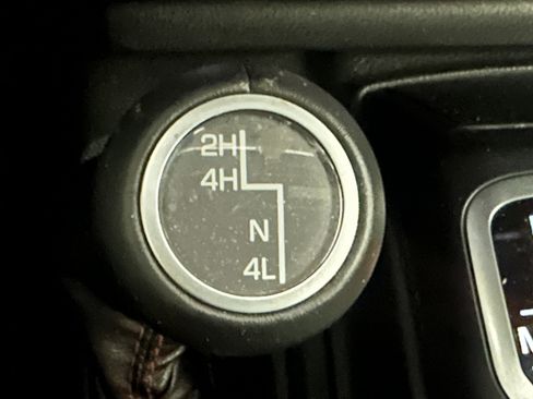 Used 2019 Jeep Wrangler Unlimited Rubicon image 37