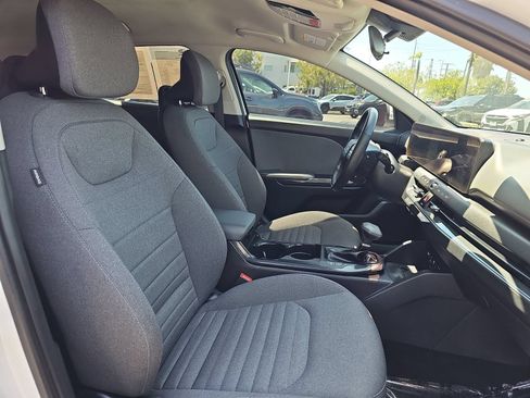 Used 2025 Kia K4 EX FWD image 10