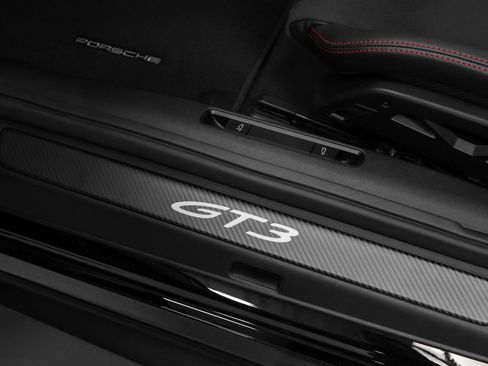 Certified 2026 Porsche 911 GT3 RWD image 51