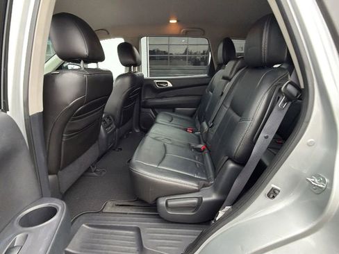 Used 2013 Nissan Pathfinder SL image 33