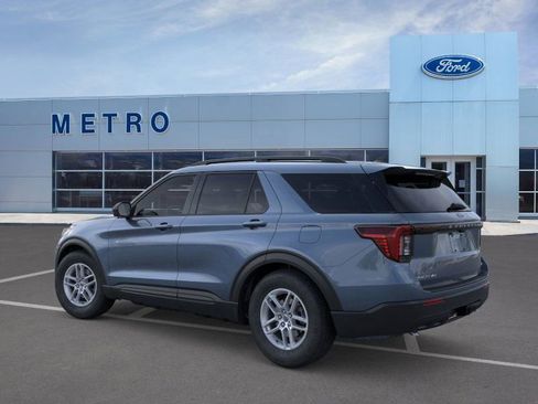 New 2026 Ford Explorer Active image 5