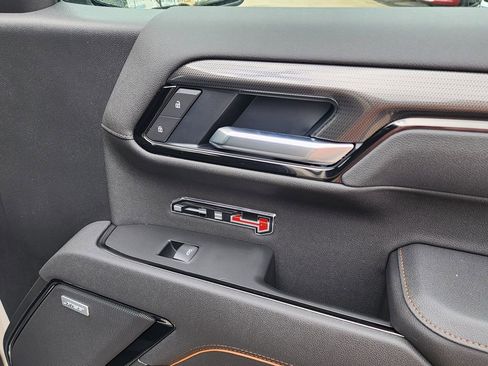 New 2026 GMC Sierra 1500 AT4 w/ AT4 Premium Package AWD/4WD image 38