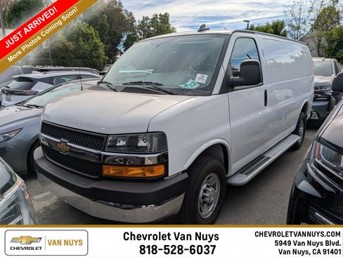Used 2024 Chevrolet Express 2500 w/ Driver Convenience Package image 1