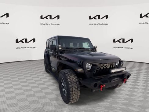 Used 2021 Jeep Wrangler Unlimited Rubicon image 3