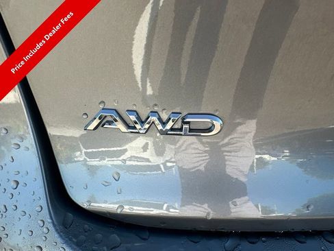 Used 2023 Toyota Crown AWD/4WD image 9