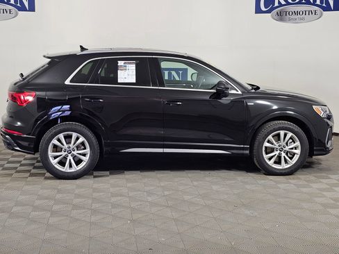 Used 2022 Audi Q3 2.0T Premium Plus w/ Premium Plus Package AWD/4WD image 31