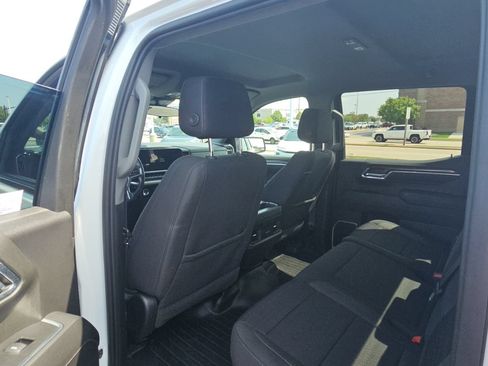 Used 2022 Chevrolet Silverado 1500 RST AWD/4WD image 24