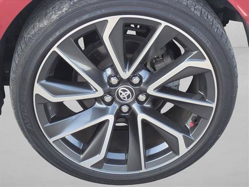 Used 2020 Toyota Corolla SE FWD image 14