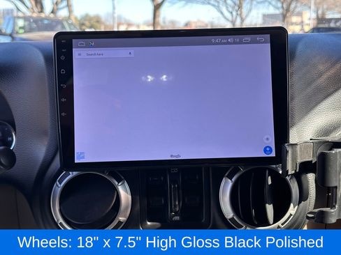 Used 2018 Jeep Wrangler Unlimited Sahara w/ Max Tow Package image 25