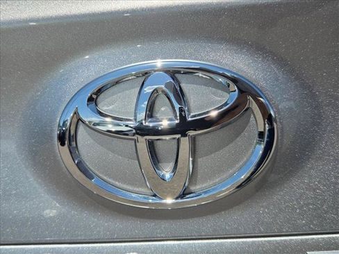 Used 2024 Toyota Camry LE FWD image 28
