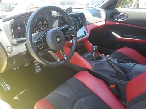Certified 2024 Nissan Z Performance w/ Floor Mat Package RWD image 10