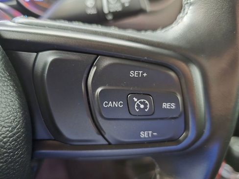 Used 2022 Jeep Wrangler Unlimited Sport image 25